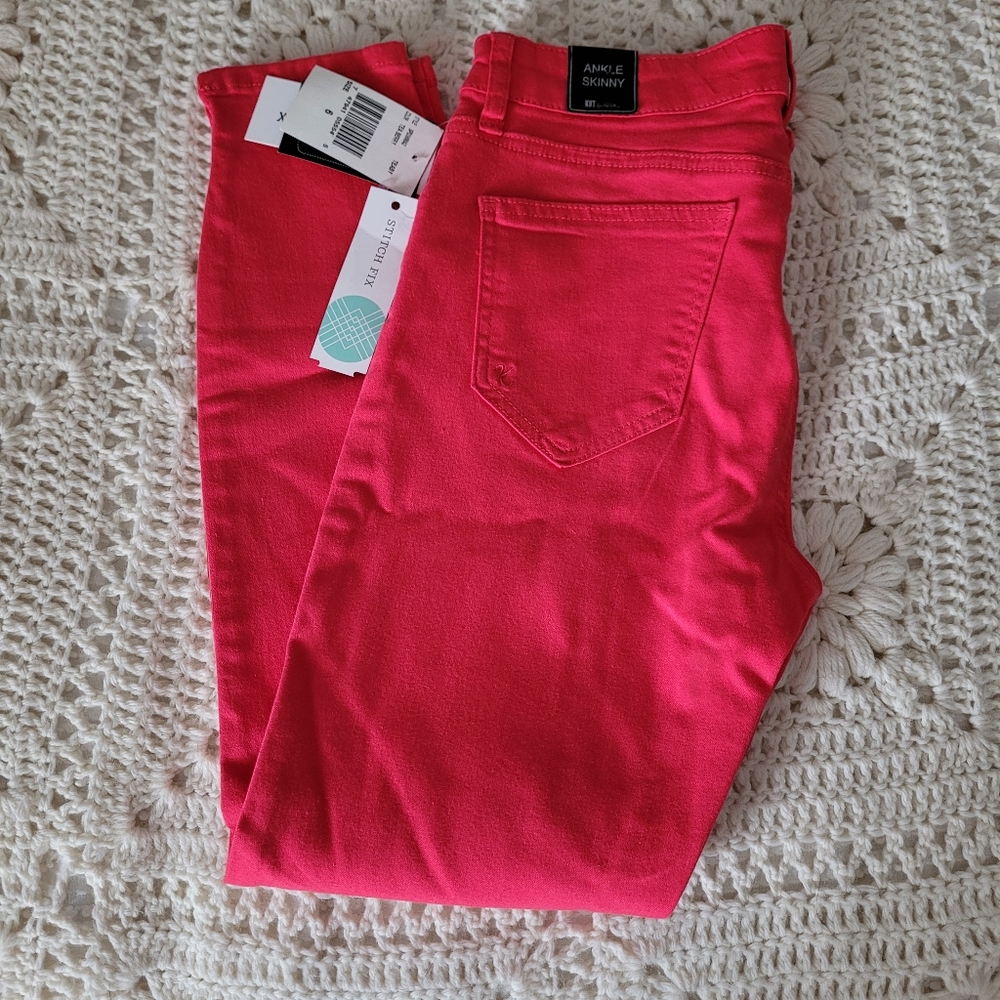 KUT from the Kloth ankle skinny Jean, dark pink, size 6